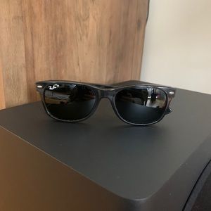 Ray-Ban Polarized Wayfarer Sunglasses